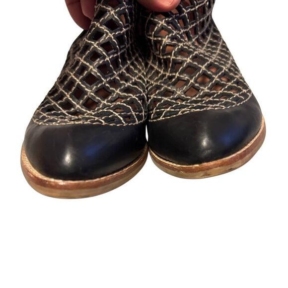 Anthropologie Jeffery Cambell Size 7.5 Taggart Booties black - EUC - Picture 7 of 11